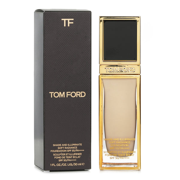 トム フォード  シェイド アンド イルミネイト ソフト ラディアンス ファンデーション SPF 50 - # 1.1 ワーム サンド   30ml/1oz