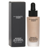 マック  スタジオ ウォーターウェイト ファンデーション SPF 30 - # NC15 (ライト ウィズ ゴールデン アンダートーン)   30ml/1oz
