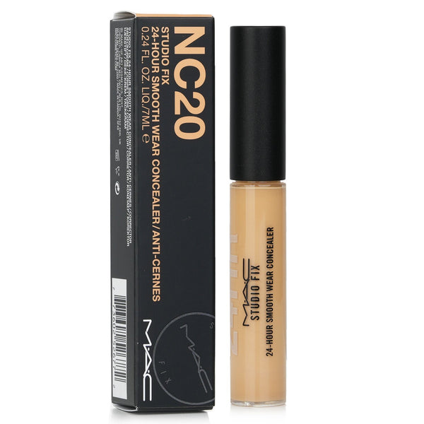 マック  スタジオ フィックス 24 アワー スムース ウェア コンシーラー - # NC20 (ゴールデン アンダートーンのゴールデン ベージュ)   7ml/0.24oz