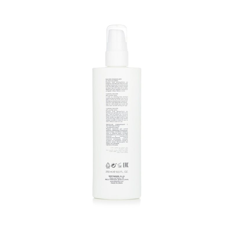 SKEYNDOR  Essential Cleansing Emulsion With Cucumber Extract (For Greasy & Mixed Skin)   250ml/8.5oz