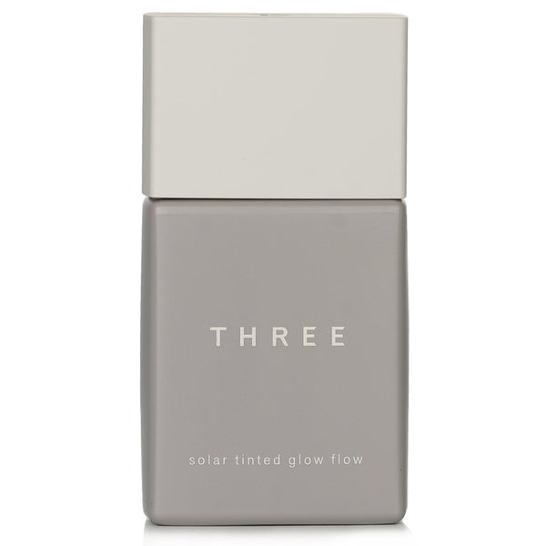 スリー THREE  ソーラー ティンテッド グロウ フロー リキッド ファンデーション SPF 50 - # 04   30ml/1oz