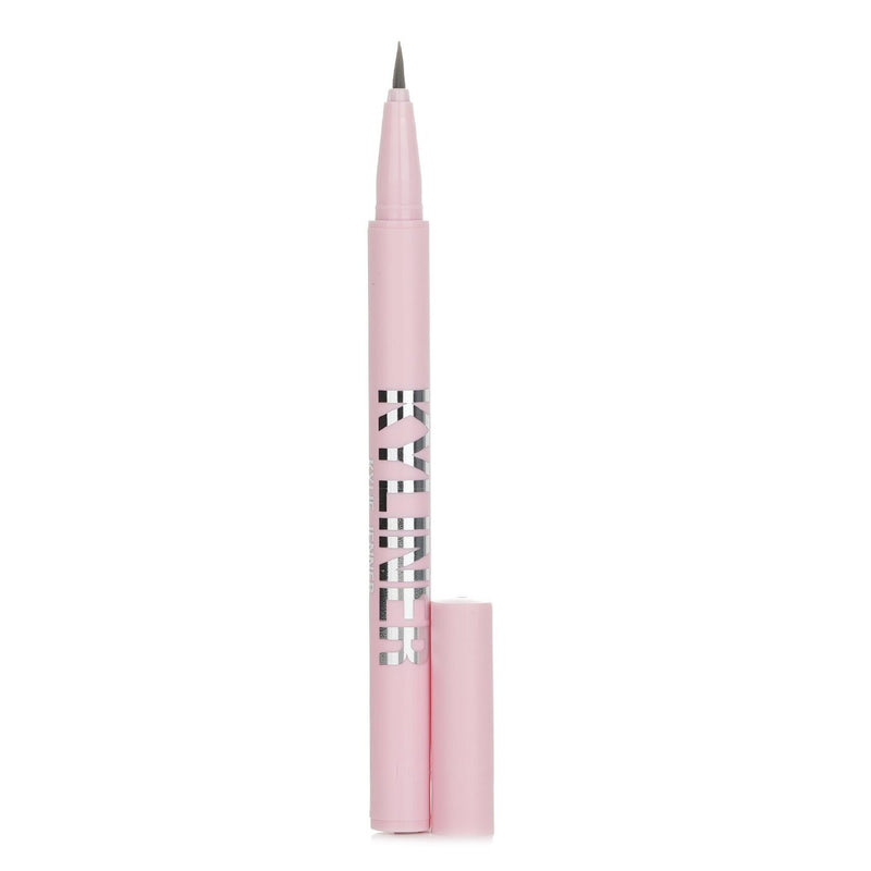 カイリー・バイ・カイリー・ジェンナー  Kyliner Brush Tip Liquid Eyeliner Pen - # 001 Black   0.3ml/0.01oz