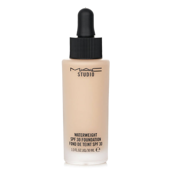 マック  Studio Waterweight Foundation SPF 30 - # NC20   30ml/1oz