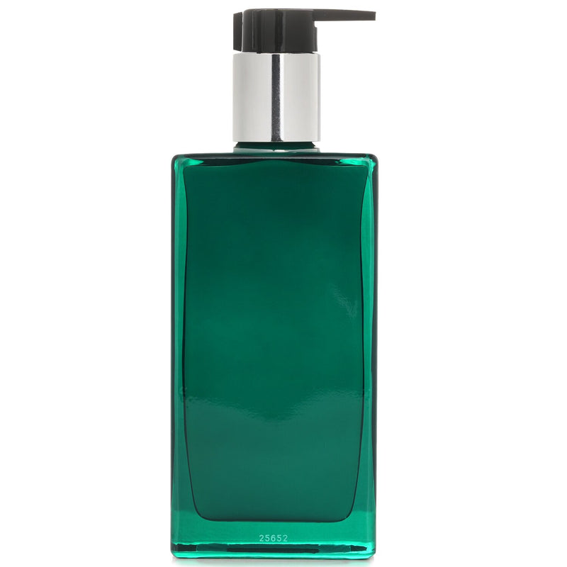 エルメス  Eau D'Orange Verte Moisturizing Body Lotion   200ml